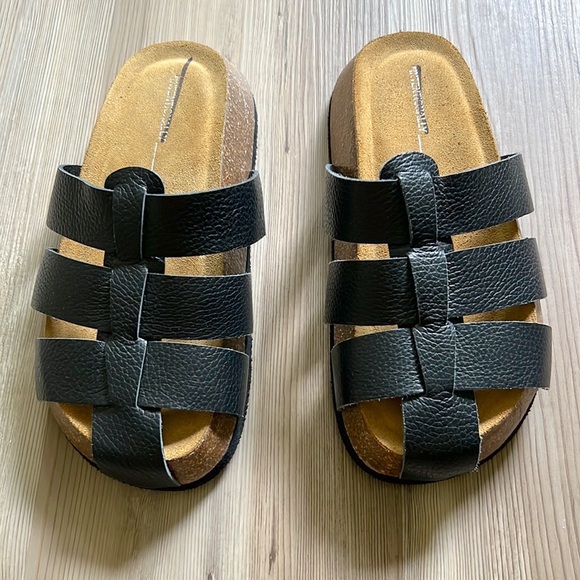 INTENTIONALLY BLANK Raft Fisherman Sandal Black New - Picture 11 of 16
